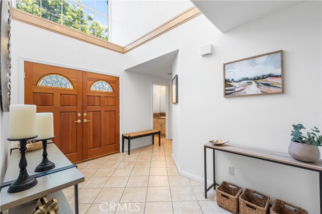 7 Greenmeadow Drive, Newbury Park CA: https://media.crmls.org/medias/5eda3a00-14c8-4d24-ba9c-857eae410e58.jpg