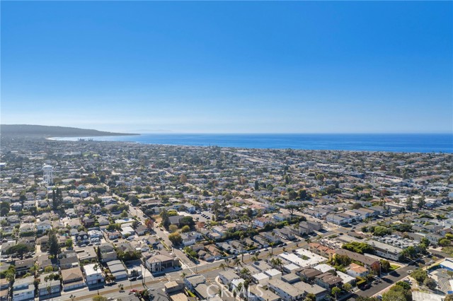 1345 Manhattan Beach Boulevard, Manhattan Beach, California 90266, ,Residential Income,For Sale,Manhattan Beach,PW24210819