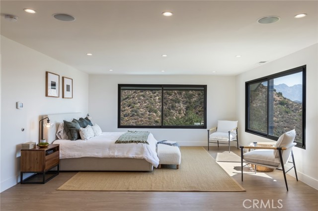 Detail Gallery Image 21 of 62 For 2111 Rimcrest Dr, Glendale,  CA 91207 - 4 Beds | 5 Baths