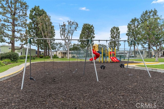 Detail Gallery Image 48 of 50 For 3595 Santa Fe Ave #90,  Long Beach,  CA 90810 - 3 Beds | 2 Baths