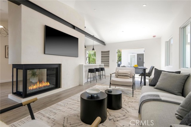 Front Image Thumbnail for CROC25273391