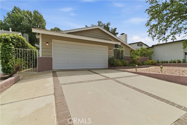 Detail Gallery Image 2 of 32 For 29384 Quail Run, Agoura Hills,  CA 91301 - 4 Beds | 2 Baths