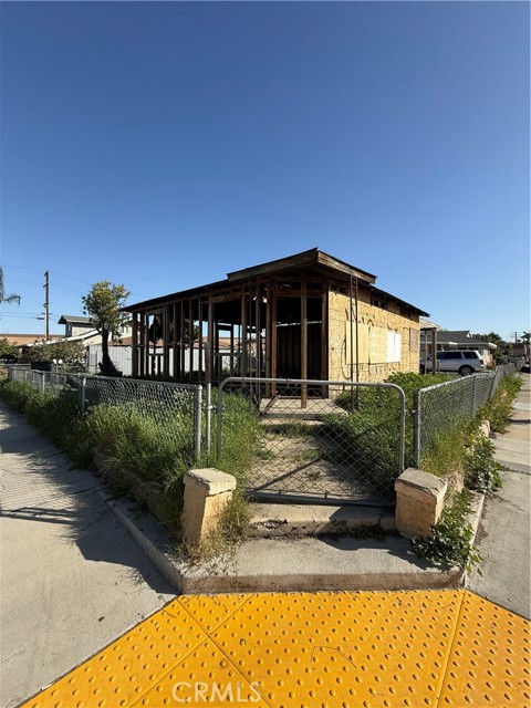 Detail Gallery Image 23 of 31 For 221 S Howard St, Corona,  CA 92879 - – Beds | – Baths