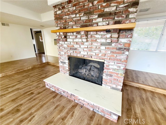 1463 Strawberry Hill Road, Thousand Oaks CA: https://media.crmls.org/medias/5edd720d-5992-4251-b31c-bbb9afdc2c6d.jpg