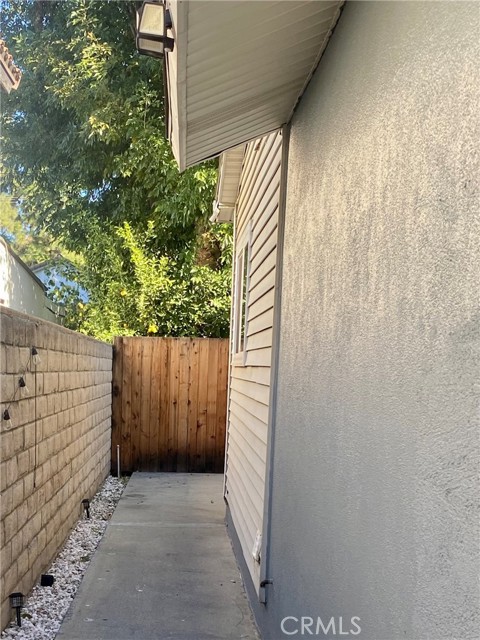 Detail Gallery Image 16 of 18 For 7252 Rubio, Lake Balboa,  CA 91406 - 0 Beds | 1 Baths