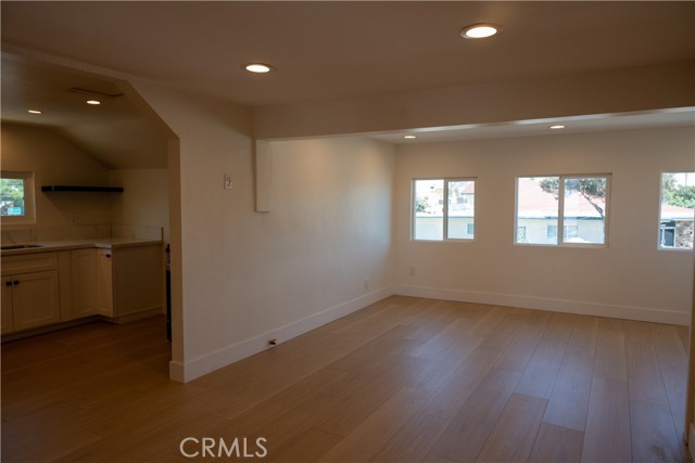 17221 Clark Avenue, Bellflower CA: https://media.crmls.org/medias/5edde844-3dbb-4b46-93f8-3c60cd6b4a21.jpg