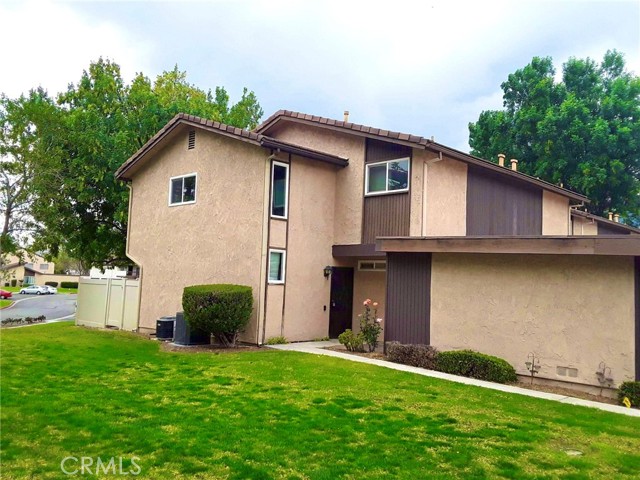 2103 Hawthorne Court, San Bernardino, CA 92404