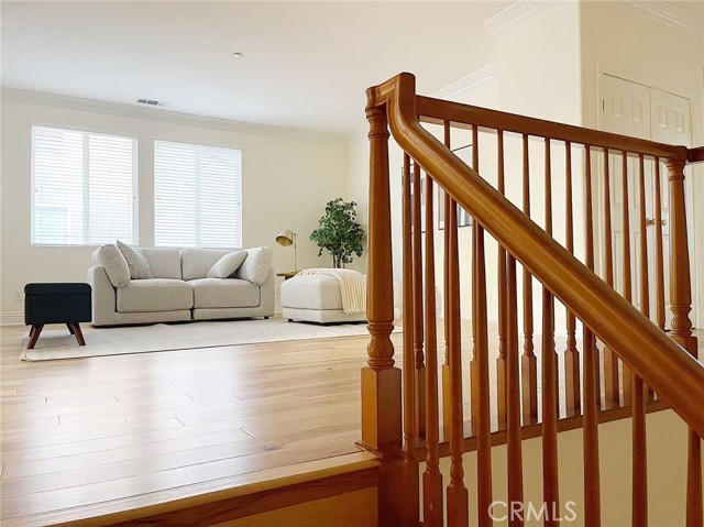 Detail Gallery Image 6 of 39 For 16393 Fox Valley Dr, San Diego,  CA 92127 - 4 Beds | 3/1 Baths