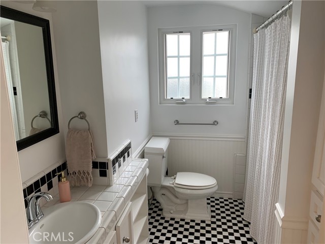 Detail Gallery Image 41 of 50 For 529 21st St, Manhattan Beach,  CA 90266 - 4 Beds | 3 Baths
