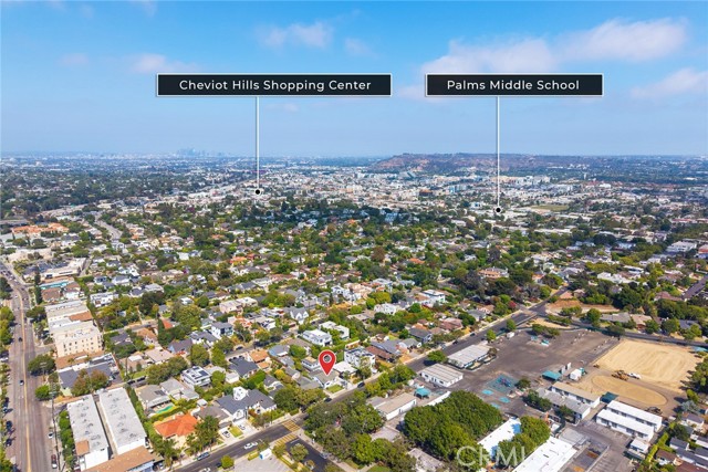 3036 Military Avenue, Los Angeles CA: https://media.crmls.org/medias/5edee42f-3465-4834-a0f1-b20f3c668401.jpg