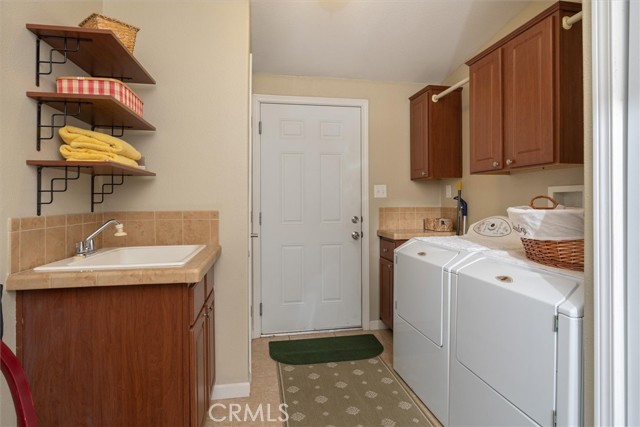 Image 26 of 40 For 43555 Highway 41  47