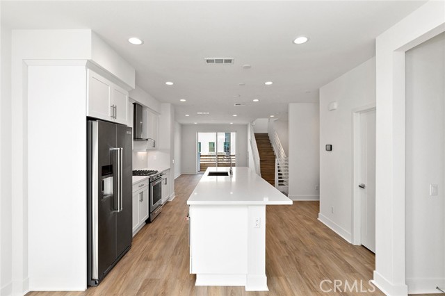 Detail Gallery Image 11 of 25 For 1684 Topanga, Costa Mesa,  CA 92627 - 3 Beds | 2/2 Baths