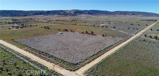 Detail Gallery Image 5 of 9 For 180 W E-8, Lancaster,  CA 93536 - – Beds | – Baths