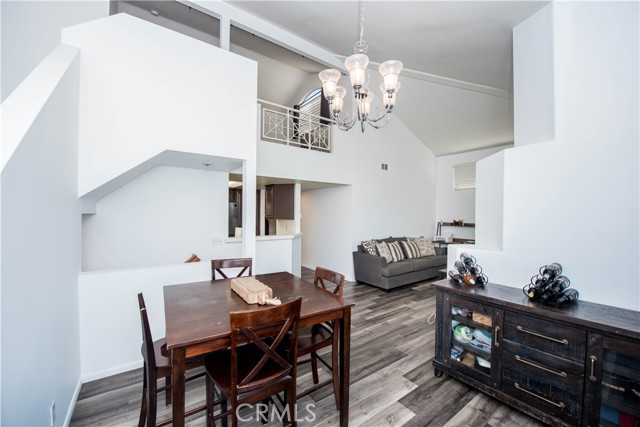 Detail Gallery Image 9 of 27 For 2290 Indigo Hills Dr #6,  Corona,  CA 92879 - 2 Beds | 2 Baths