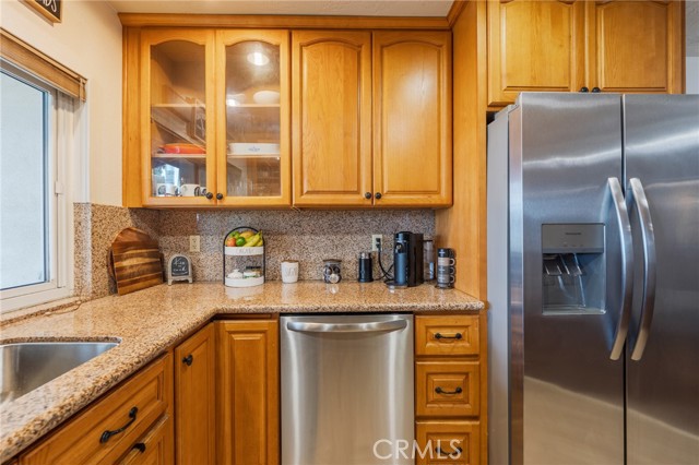 Detail Gallery Image 18 of 45 For 2219 S Elderberry Ave, Ontario,  CA 91762 - 4 Beds | 2 Baths
