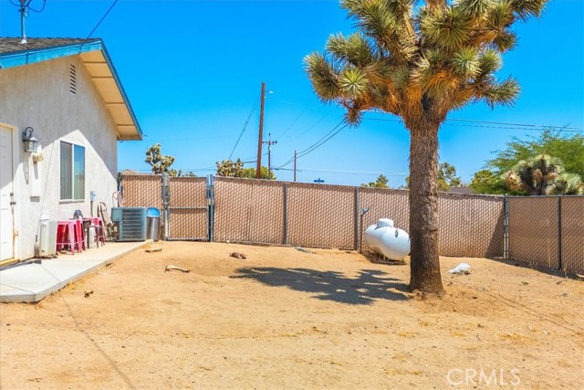 Detail Gallery Image 31 of 46 For 58583 Buena Vista Dr, Yucca Valley,  CA 92284 - 3 Beds | 2 Baths