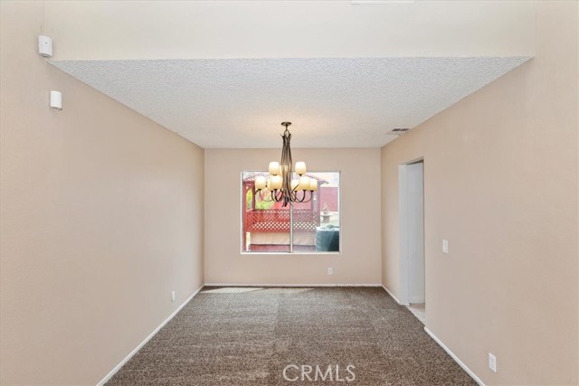 Detail Gallery Image 10 of 37 For 16760 Secretariat Dr, Moreno Valley,  CA 92551 - 4 Beds | 2/1 Baths