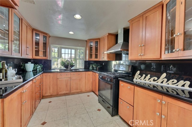 Detail Gallery Image 14 of 27 For 25252 Delphinium Ave, Moreno Valley,  CA 92553 - 4 Beds | 2 Baths