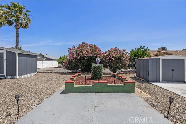 26095 Fairlane Drive, Menifee CA: https://media.crmls.org/medias/5ee326e4-6a62-406d-aa76-bc29af1f4462.jpg