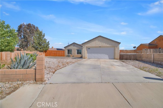 Detail Gallery Image 1 of 16 For 9967 Payne Ct, Adelanto,  CA 92301 - 4 Beds | 2 Baths