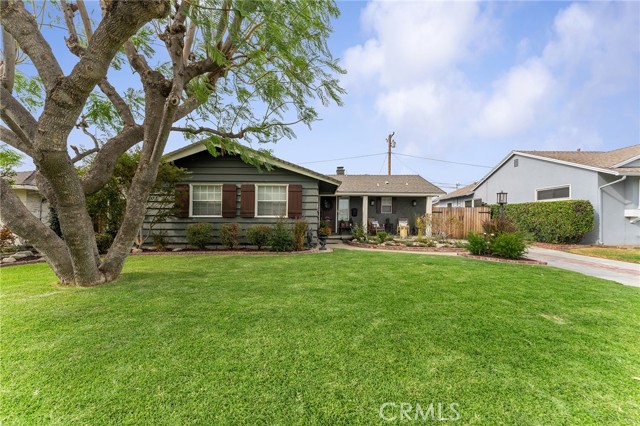 Detail Gallery Image 2 of 43 For 247 E Hurst St, Covina,  CA 91723 - 3 Beds | 2 Baths