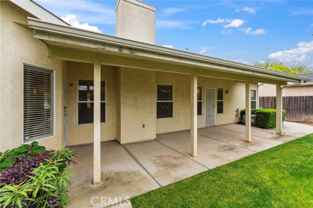 2522 E Kelso Avenue, Fresno CA: https://media.crmls.org/medias/5ee597c3-5924-49ef-8354-dfa01f23005a.jpg