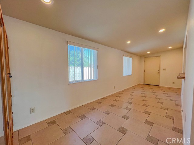 Detail Gallery Image 13 of 28 For 285 Brandon Way, Hemet,  CA 92545 - 2 Beds | 2 Baths