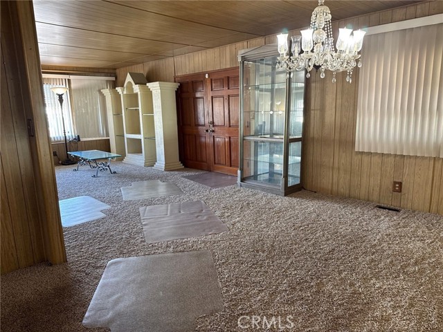 9080 Bloomfield Ave Avenue, Cypress CA: https://media.crmls.org/medias/5ee6caaf-d6ce-4112-9ced-5a980410eeea.jpg