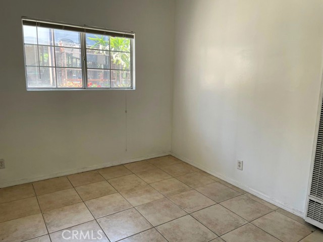 217 S 1/2 Park View Street, Los Angeles, California 90057, 1 Bedroom Bedrooms, ,1 BathroomBathrooms,Residential Lease,For Rent,217 S 1/2 Park View Street,CRTR24105695