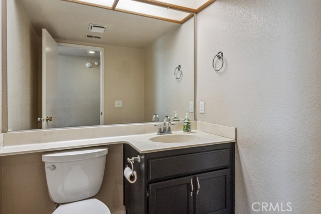 Detail Gallery Image 11 of 24 For 3019 Prado Ln, Colton,  CA 92324 - 3 Beds | 2/1 Baths