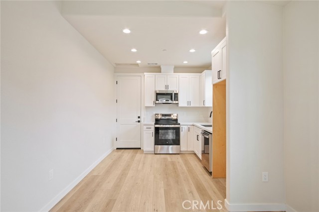 Detail Gallery Image 28 of 29 For 243 3rd St, Tracy,  CA 95376 - – Beds | – Baths