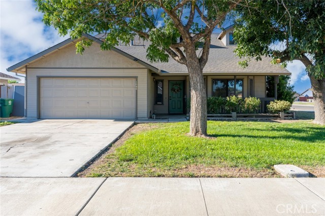 Detail Gallery Image 4 of 53 For 1080 Lee Ave, Gustine,  CA 95322 - 4 Beds | 2 Baths