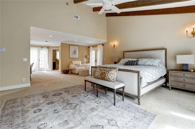 Detail Gallery Image 31 of 65 For 4751 Topeka Dr, Tarzana,  CA 91356 - 5 Beds | 6 Baths