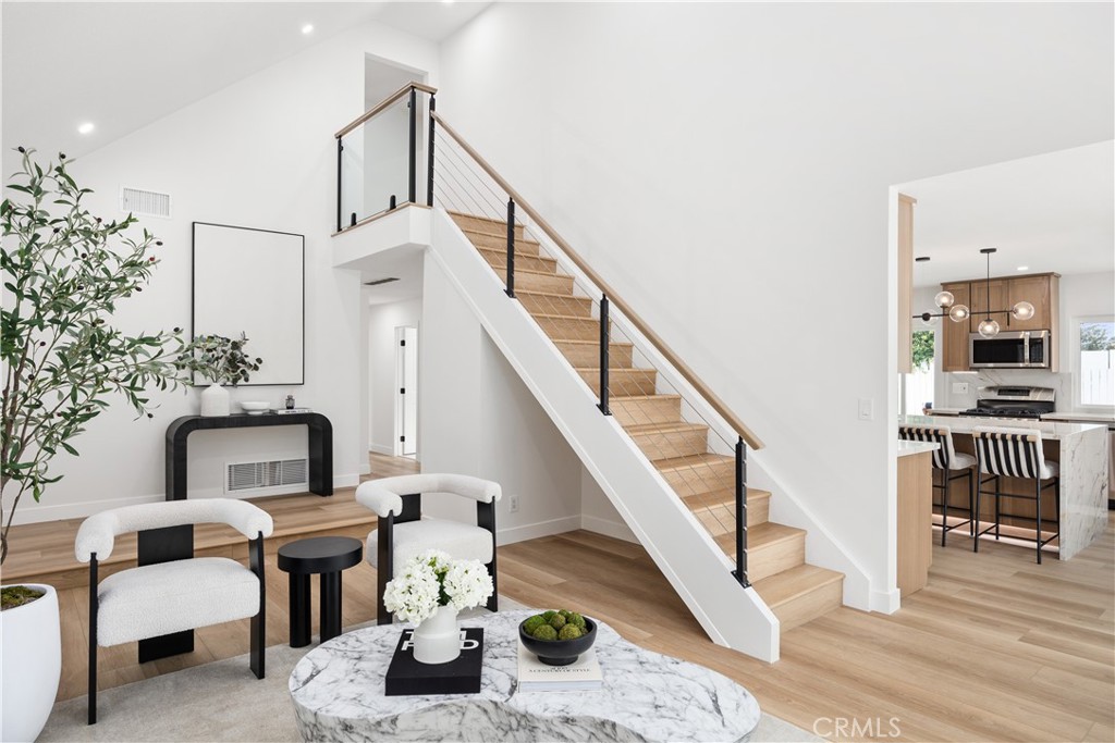 MLS #OC25274236 image #5