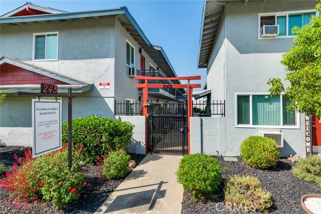 Detail Gallery Image 3 of 26 For 245 S Pima Ave #14,  West Covina,  CA 91790 - 2 Beds | 1 Baths