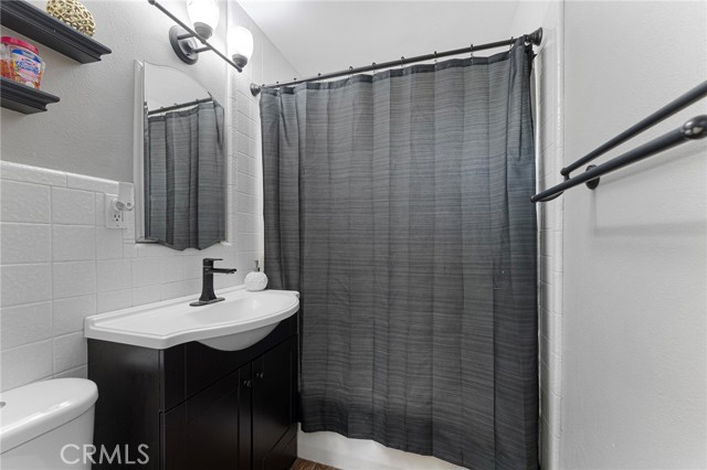 9646 Palmetto Avenue, Fontana CA: https://media.crmls.org/medias/5eedb827-dd54-4139-88ff-fc9dd41bbfd5.jpg