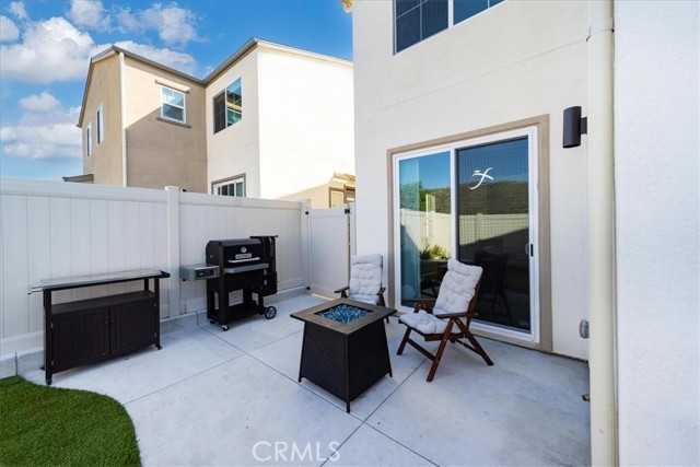 35246 Blossom, Fallbrook CA: https://media.crmls.org/medias/5eee16b0-90b3-4c7b-8133-439c08c4d194.jpg