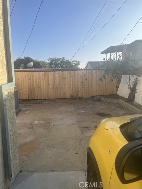 Detail Gallery Image 11 of 11 For 1915 1917 S Orange Dr, Los Angeles,  CA 90016 - – Beds | – Baths