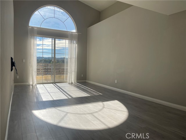 Detail Gallery Image 33 of 37 For 6800 Corbin Ave #308,  Reseda,  CA 91335 - 2 Beds | 2 Baths