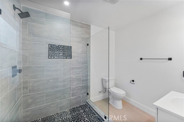 Detail Gallery Image 19 of 22 For 4909 Fidler, Lakewood,  CA 90712 - 3 Beds | 2 Baths