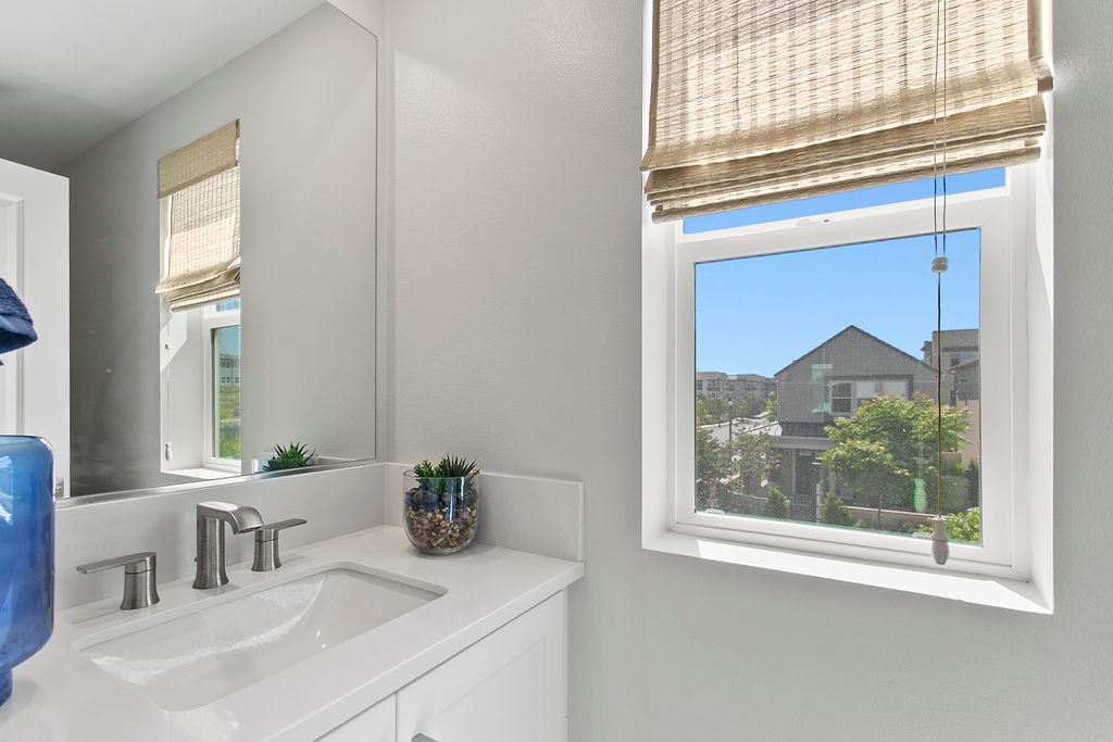 Detail Gallery Image 13 of 29 For 35 Crown Point Dr, Rancho Mission Viejo,  CA 92694 - 2 Beds | 2/1 Baths