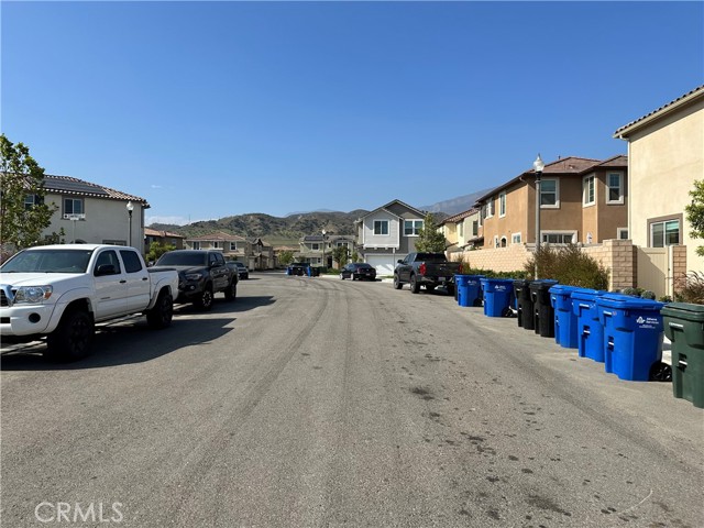 Detail Gallery Image 6 of 29 For 355 Allen Dr, Santa Paula,  CA 93060 - 3 Beds | 2/1 Baths