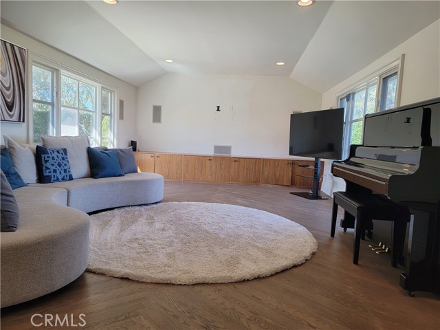 Detail Gallery Image 19 of 54 For 1024 Granvia Altamira, Palos Verdes Estates,  CA 90274 - 5 Beds | 4/2 Baths