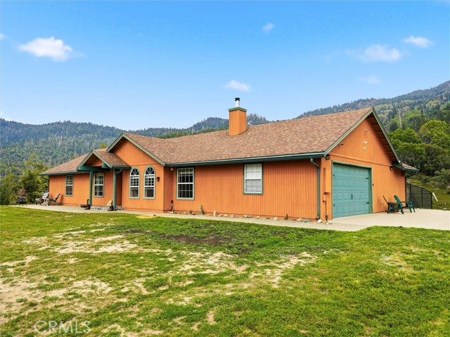 Detail Gallery Image 3 of 54 For 6132 Chowchilla Mountain, Mariposa,  CA 95338 - 3 Beds | 2 Baths