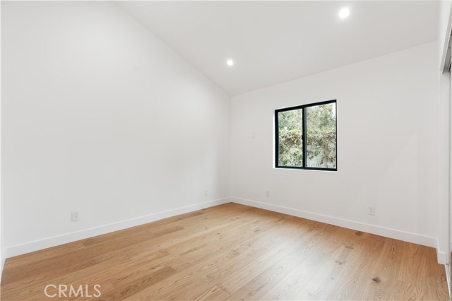 8334 Winsford Avenue, Los Angeles CA: https://media.crmls.org/medias/5ef4cfbf-9f40-4d40-9df6-e427d80fed12.jpg