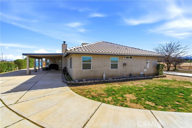 Detail Gallery Image 5 of 58 For 7330 Smoke Tree, Phelan,  CA 92371 - 4 Beds | 3 Baths
