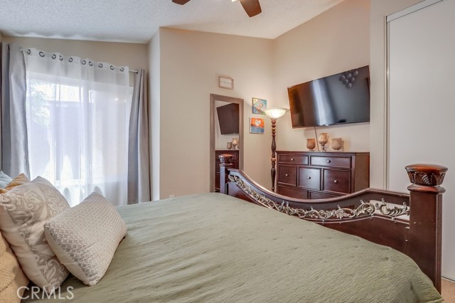 2846 Nandina Drive, Palmdale CA: https://media.crmls.org/medias/5ef6a12f-7cfd-423d-ab8e-dfb6b63b34f6.jpg