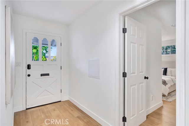 20742 Lull Street, Winnetka CA: https://media.crmls.org/medias/5ef6ca6d-c6d8-4bd3-847a-ec9a08b6e8e8.jpg
