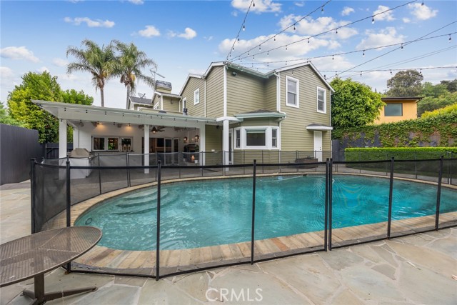 Detail Gallery Image 32 of 37 For 12722 Halkirk St, Studio City,  CA 91604 - 5 Beds | 5 Baths