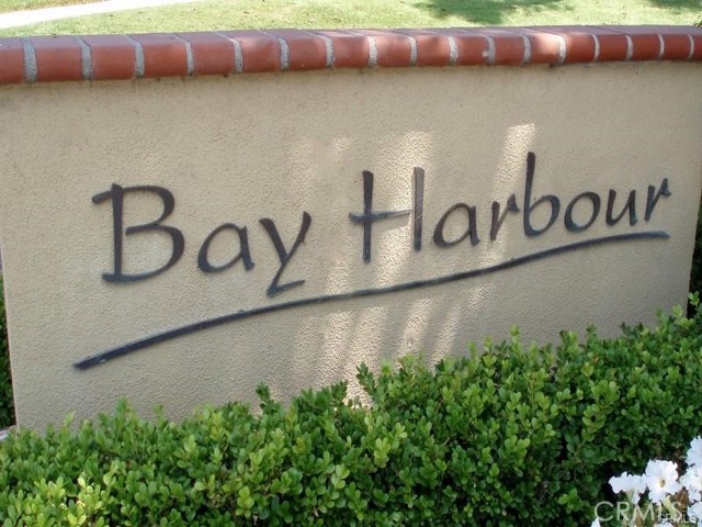 6260 Napoli Court, Long Beach CA: https://media.crmls.org/medias/5ef85b39-9ad9-4628-9097-569eac6e151f.jpg